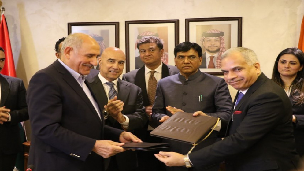 توقيع 5 مذكرات تفاهم وتعاون بين شركة مناجم الفوسفات الأردنية وعدد من الشركات الهندية. (وزارة الاستثمار)