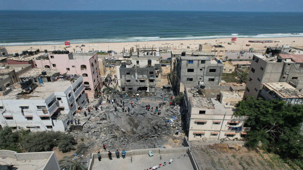 منزل لفلسطينيين دمر بعد غارة إسرائيلية على قطاع غزة. 6 آب/أغسطس 2022. (رويترز)