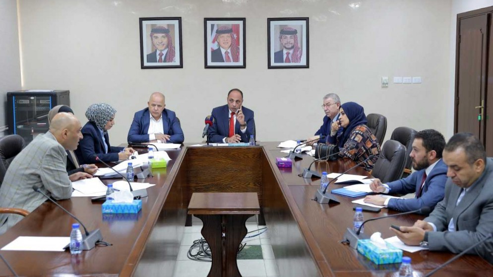 لجنة الصحة النيابية خلال اجتماع لمناقشة "مُعدل القبالة". (مجلس النواب)