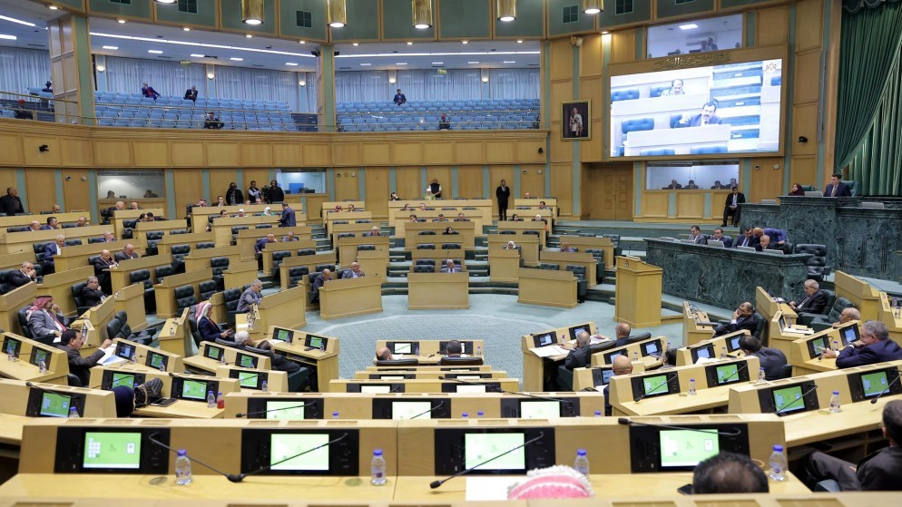 جلسة تشريعية لمجلس النواب لمناقشة مشاريع قوانين. (مجلس النواب)