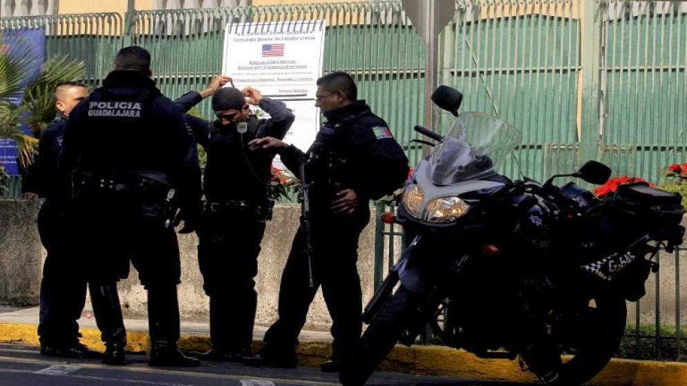 أفراد من الشرطة المكسيكية في غوادالاخارا بالمكسيك في 1 ديسمبر 2018. أ ف ب