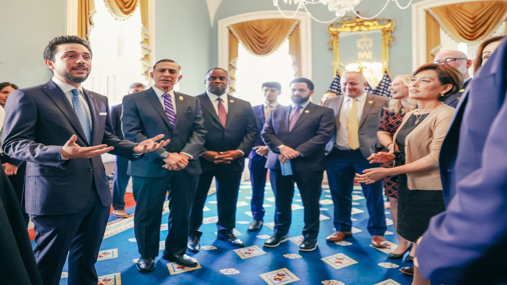 سمو الأمير الحسين بن عبدالله الثاني، ولي العهد، يلتقي في واشنطن، بحضور سمو الأميرة رجوة الحسين، أعضاء جددا في الكونغرس الأمريكي في لجان الشؤون الخارجية والمخصصات، والخدمات العسكرية والأمن الداخلي وشؤون المحاربين القدامى والموارد الطبيعية والزراعة سمو الأمير الحسين بن عبدالله الثاني، ولي العهد، يلتقي في واشنطن، بحضور سمو الأميرة رجوة الحسين، أعضاء جددا في الكونغرس الأمريكي في لجان الشؤون الخارجية والمخصصات، والخدمات العسكرية والأمن الداخلي وشؤون المحاربين القدامى والموارد الطبيعية والزراعة