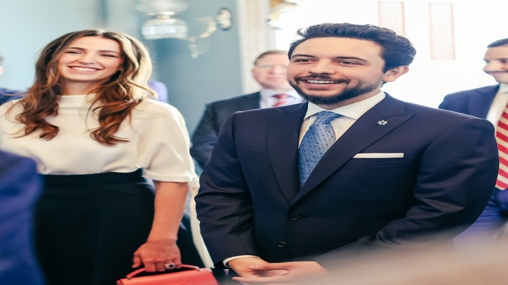 سمو الأمير الحسين بن عبدالله الثاني، ولي العهد، يلتقي في واشنطن، بحضور سمو الأميرة رجوة الحسين، أعضاء جددا في الكونغرس الأمريكي في لجان الشؤون الخارجية والمخصصات، والخدمات العسكرية والأمن الداخلي وشؤون المحاربين القدامى والموارد الطبيعية والزراعة سمو الأمير الحسين بن عبدالله الثاني، ولي العهد، يلتقي في واشنطن، بحضور سمو الأميرة رجوة الحسين، أعضاء جددا في الكونغرس الأمريكي في لجان الشؤون الخارجية والمخصصات، والخدمات العسكرية والأمن الداخلي وشؤون المحاربين القدامى والموارد الطبيعية والزراعة