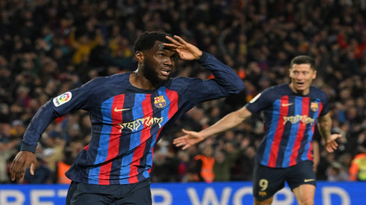  برشلونة يفوز على الريال بهدف كيسيه القاتل ويوسع الفارق لـ12 نقطة في الدوري الإسباني 