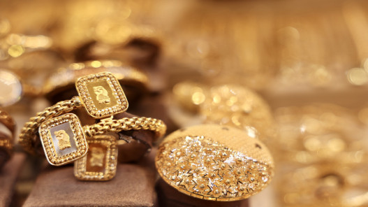  80.7 دينارا سعر الذهب عيار 21 في السوق المحلية 