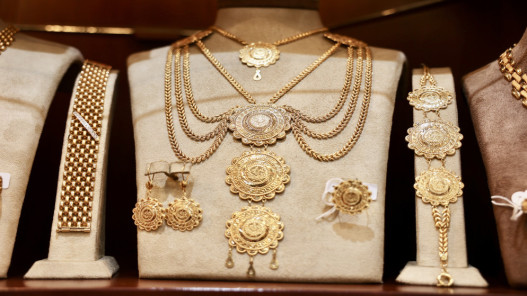   انخفاض أسعار الذهب محليا في التسعيرة الثانية الثلاثاء 