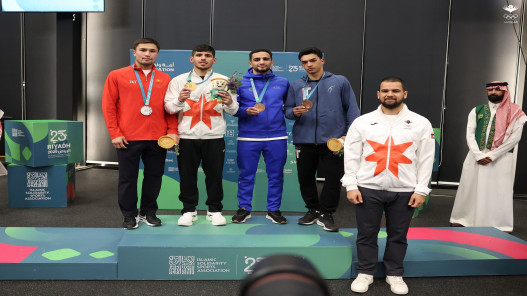  زياد عشيش يحرز الميدالية الذهبية في منافسات الملاكمة بدورة ألعاب التضامن الإسلامي 