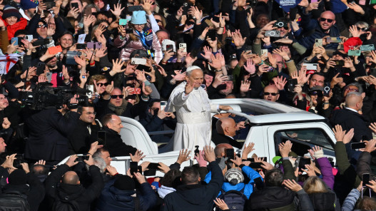  البابا لاوون الرابع عشر يزور تركيا ولبنان في أول جولة خارجية له 