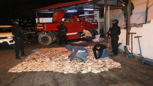  "مكافحة المخدرات" تحبط محاولة تهريب 1.2 مليون حبّة مخدرة لدولة مجاورة  