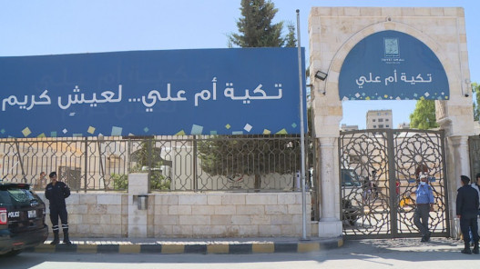  تكية أم علي تُجهّز 110 آلاف معطف وبطانية لدعم الأشقاء في غزة 