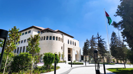  الموافقة على تعديل الأسس المتعلقة بتحديد الرسوم المدرسية للطلبة غير الأردنيين  