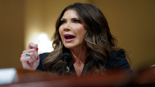  وزيرة الأمن الداخلي الأميركية: على مادورو "الرحيل" 