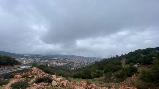  منخفض جوي وهطولات غزيرة الجمعة.. استعدادات واسعة وتحذيرات 