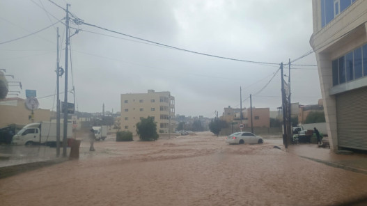  تحذيرات من خطر تشكّل السيول والرياح الشديدة 