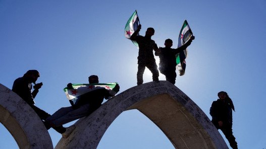  محافظة دير الزور: الوضع الأمني في المحافظة مستقر والحكومة تقدم الخدمات الأساسية 