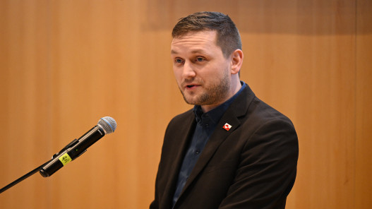  رئيس وزراء غرينلاند يؤكد عدم اطلاعه على مضمون الاتفاق بين ترامب وروته 