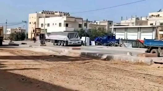  بلدية إربد تعيد فتح شارع تعرّض لانهيار جزئي إثر تسرب الصرف الصحي 