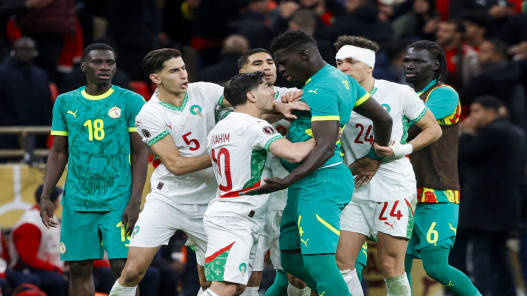 أمم إفريقيا: عقوبات على السنغال والمغرب.. وإيقاف حكيمي لمباراتين رسميتين 