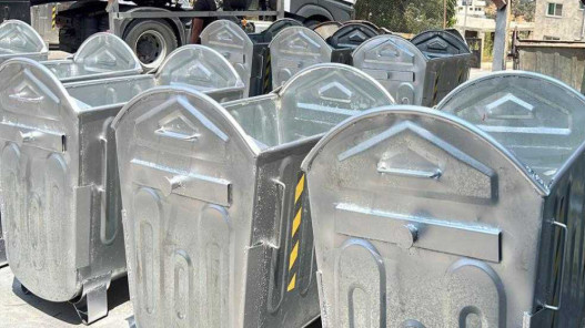  عطاء لتوريد 300 حاوية نفايات جديدة لتطوير منظومة النظافة وسط إربد 
