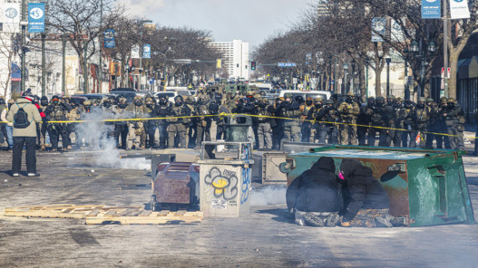  قاضية أميركية ترفض تعليق عمليات مكافحة الهجرة في مينيسوتا 