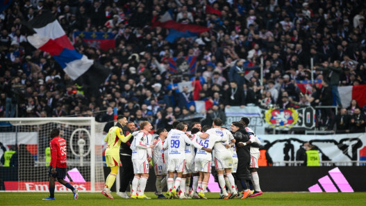  بطولة فرنسا: ليون يعمّق جراح ليل ويقترب من دوري الأبطال 