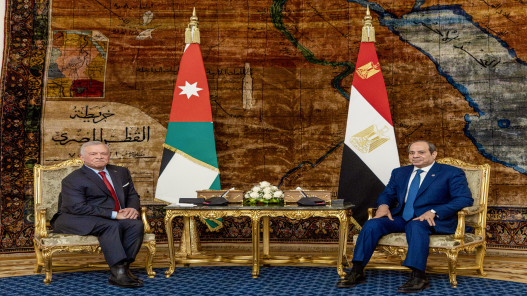  الملك خلال لقائه مع السيسي يحذّر من عواقب استمرار الاعتداءات على المقدسات في القدس 