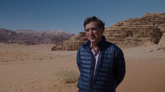  الإعلامي الأميركي تاكر كارلسون: لقد أذهلني جمال الأردن 