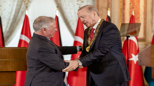  الملك يوجه دعوة للرئيس التركي لزيارة الأردن 