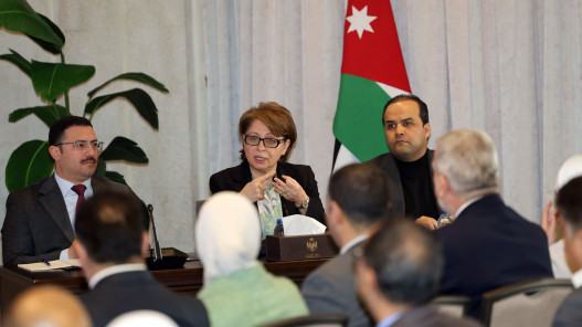  الحكومة: تقرير "المتسوق الخفي" أداة تقييم تكشف نقاط الضعف وتعزز الخدمات 