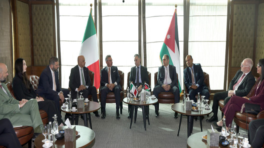  وزير الصناعة: الأردن يتوسط المنطقة ويرتبط بشبكة واسعة من اتفاقيات التجارة الحرة 