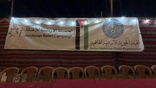  الحملة الأردنية والهيئة الخيرية تنظمان سحورا جماعيا في مخيمات المواصي 