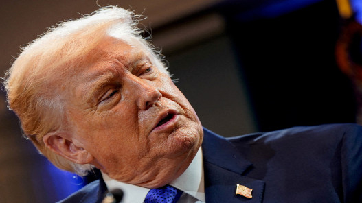  نيويورك تايمز: ترامب يميل لشن ضربة خلال أيام لإظهار ضرورة تخلي إيران عن صنع سلاح نووي 