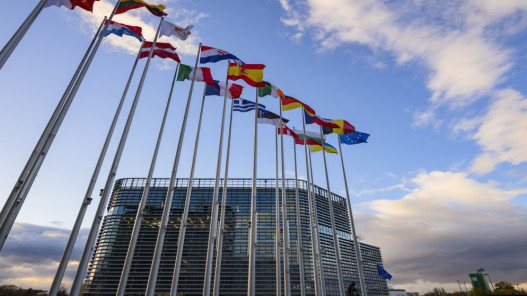  البرلمان الأوروبي سيعلق تنفيذ الاتفاق التجاري مع واشنطن بعد انتكاسة ترامب القضائية 