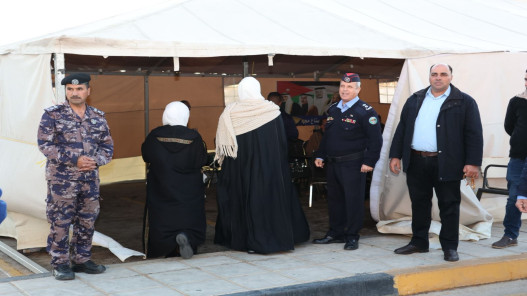  الأمن العام يقيم خيما رمضانية لإفطار المسافرين في عدد من المراكز الحدودية 