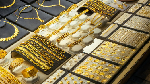  105.20 دنانير سعر غرام الذهب عيار 21 في السوق المحلية الخميس 