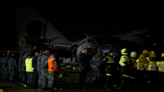  مقتل 15 شخصا على الأقل في تحطم الطائرة العسكرية في بوليفيا 