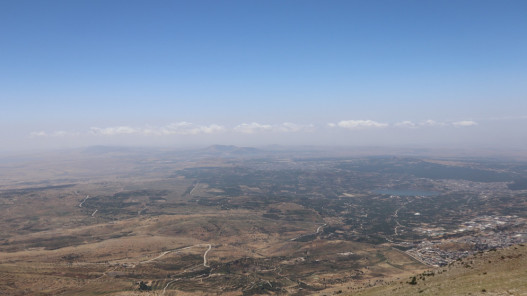  خمسة قتلى في جنوب سوريا جراء انفجار مستودع ذخيرة 