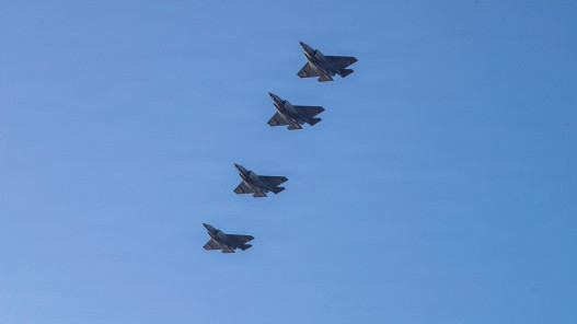  نحو 100 ألف شخص فروا من طهران خلال اليومين الأولين لبدء الحرب 