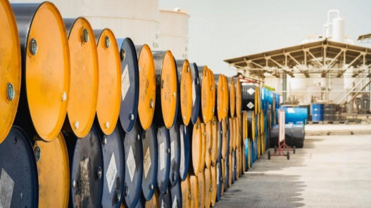  آسيا تواجه صعوبة في الحصول على زيت الوقود مع انخفاض صادرات الشرق الأوسط 