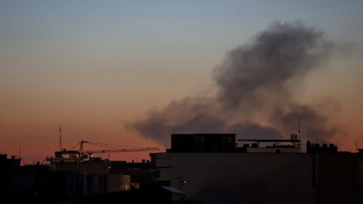  حرب إيران تدخل أسبوعها الثاني وترامب يطالب طهران "باستسلام غير مشروط"   