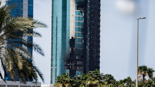  خسائر وإصابات جراء استمرار القصف الإيراني لعدد من دول الخليج 