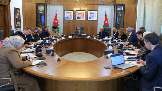  حسّان يوجه باتخاذ الإجراءات لمنع الاحتكار وتطبيق القانون بحق أي مخالف 