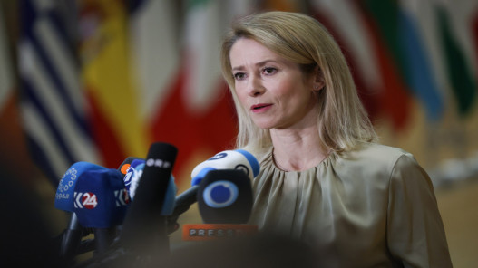  الاتحاد الأوروبي يحذر من تحول لبنان إلى جبهة أخرى في الحرب مع إيران 