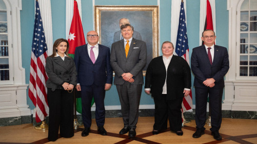  وفد وزاري يناقش في واشنطن الفرص الاستثمارية في قطاع الطاقة 