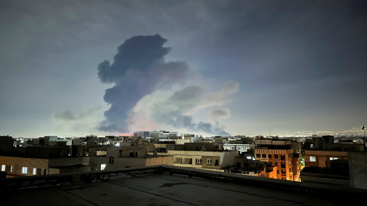  دول غربية تقرر إغلاق سفاراتها أو نقلها من طهران 