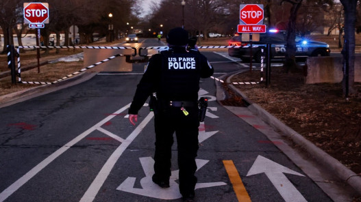  نشرة أمنية أميركية حذرت من احتمال تنفيذ إيران هجمات في كاليفورنيا 