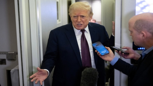  ترامب: "نجري محادثات" مع إيران لكنها ليست مستعدة للتوصل إلى اتفاق 