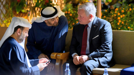  الملك يلتقي رئيس دولة الإمارات لبحث التطورات الإقليمية 