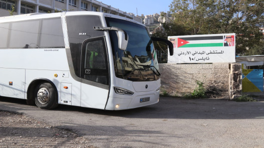  وصول طواقم مستشفى الميدان الأردني نابلس /10 