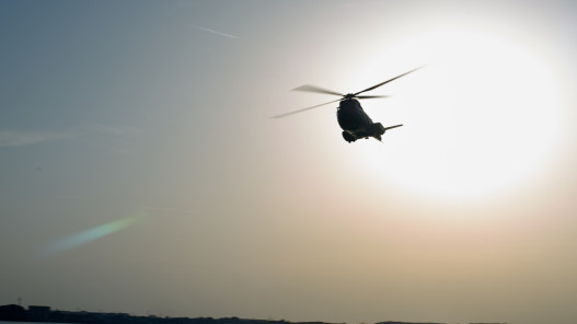  سقوط مروحية عسكرية قطرية في المياه الإقليمية والبحث جار عن طاقمها 